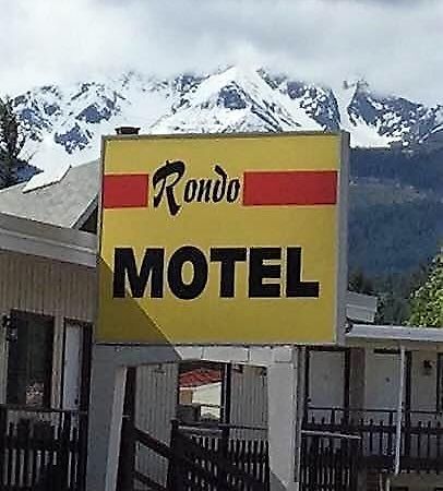 Rondo Motel Golden Exterior photo